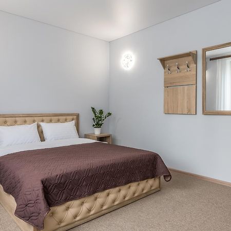 Aqua Marina Hotel Kherson Eksteriør billede