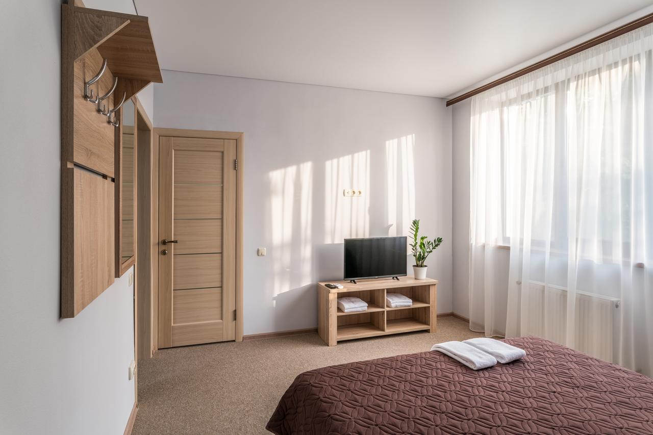 Aqua Marina Hotel Kherson Eksteriør billede