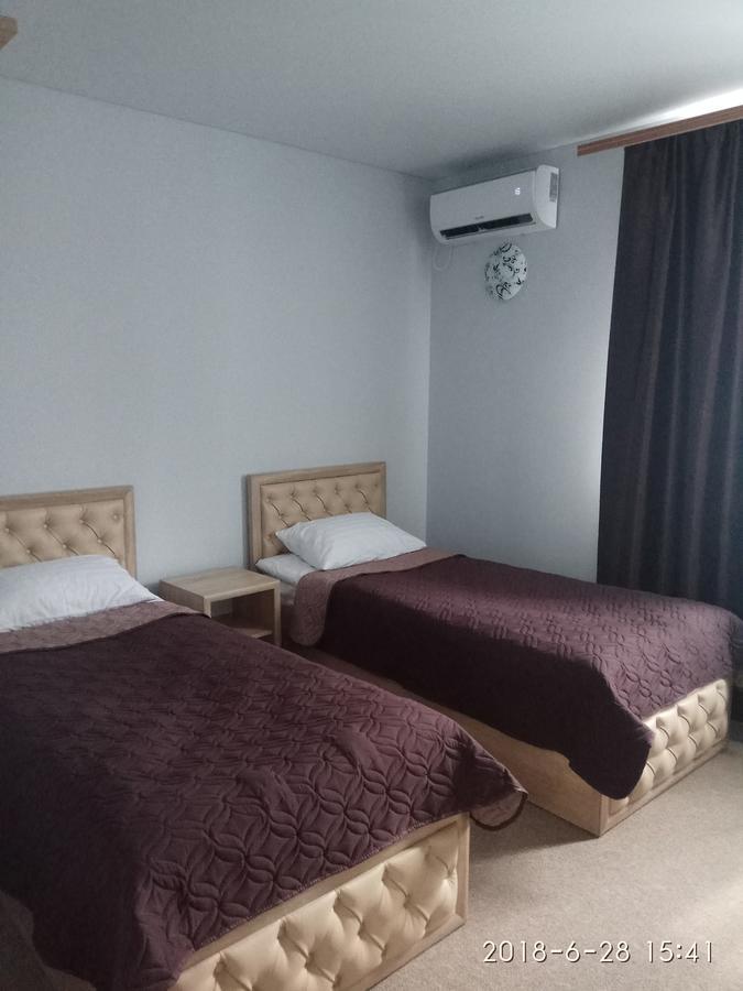 Aqua Marina Hotel Kherson Eksteriør billede