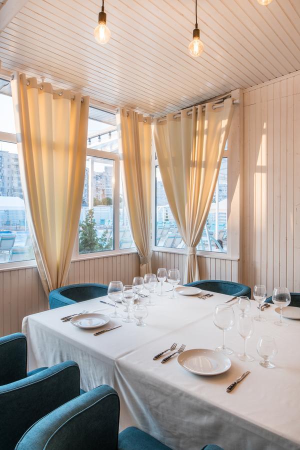 Aqua Marina Hotel Kherson Eksteriør billede